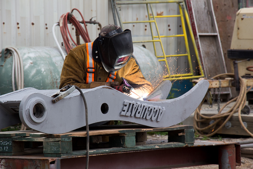 Chalenges in Heavy Equipment Welding and Repair: Loaders, Tower Cranes, Pavers, Compactors, Telehandlers, Feller Bunchers, Dump Trucks